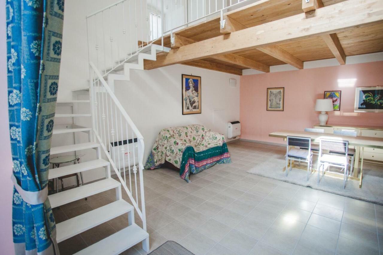 IrsinaLa Casa Dei Nonniアパートメント エクステリア 写真