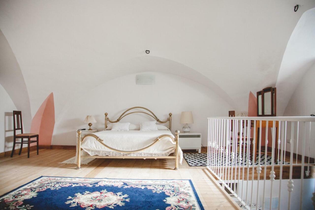 IrsinaLa Casa Dei Nonniアパートメント エクステリア 写真